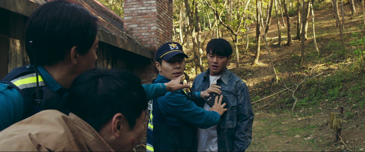 Handsome Guys (2024) AMZN.WEB-DL Hindi + Kor 1080p HEVC DDP 5.1 ESub CineVood.mkv.0002